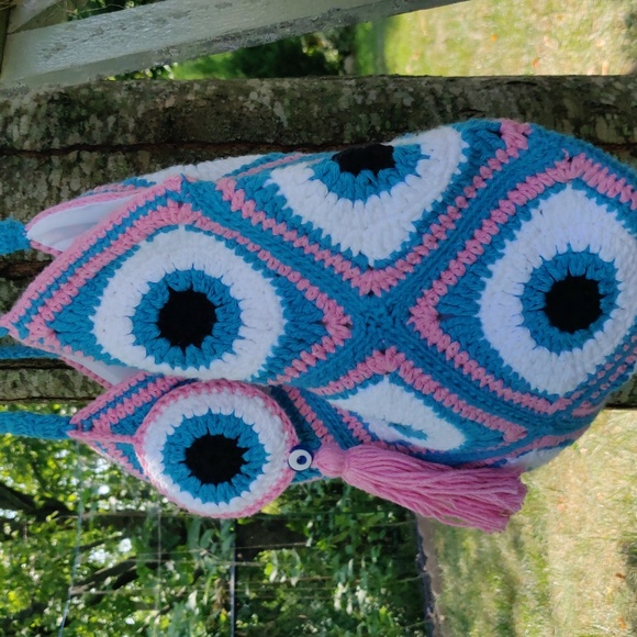 Handmade Crochet Women's Evil 👀 Eye Design Shoulder Bag - Picture 7 of 15